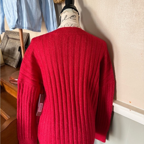 Cyrus Red Crew Neck Sweater - Picture 4 of 4